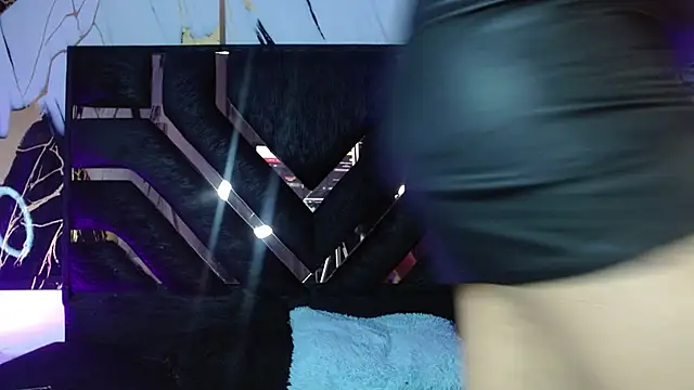 antonella rosecs online show from November 27, 4:59 am