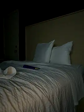 sissy diorcd online show from November 19, 10:04 am