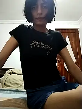 sophiasleepy1 online show from October 25, 2:56 pm