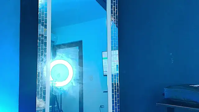 NaomiQueents online show from December 2, 8:12 pm