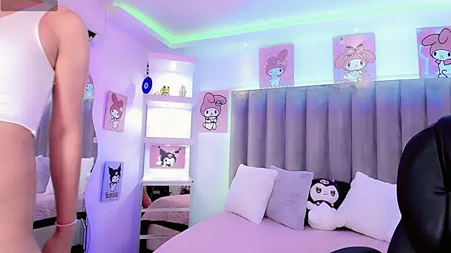 ClaudiaSophia online show from December 22, 11:59 am