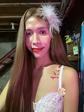 bellaUtops online show from February 21, 8:12 pm