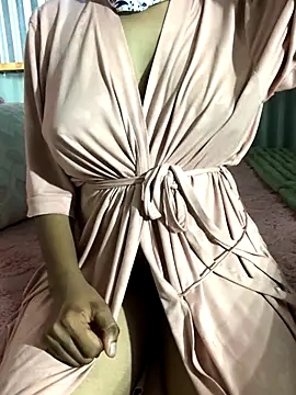 mcdeeXo online show from November 7, 1:00 pm