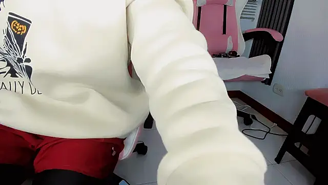 HallieAnnie online show from January 13, 11:02 pm