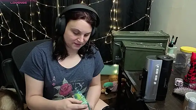 Salacious Sage online show from April 17, 9:05 pm