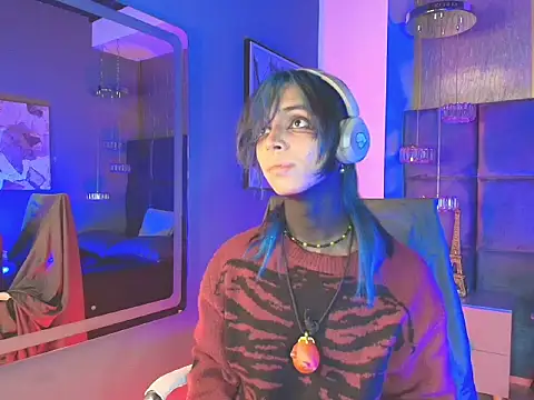 luxiel  online show from April 16, 8:31 pm