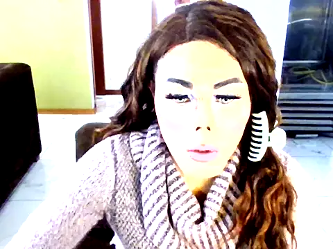 melany-michu online show from April 7, 3:02 pm