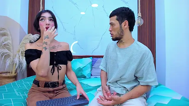 Loversinfire2 online show from April 19, 2:34 am