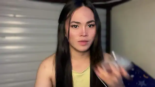 hugecockhiraya online show from February 18, 9:33 pm