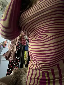 Motherbigbus online show from March 18, 8:02 am