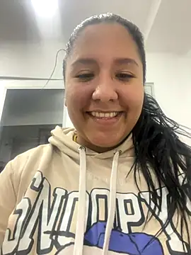 MadissonFoxx 1 online show from November 22, 1:07 am