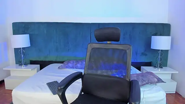 CleoColliva  online show from January 12, 4:08 am