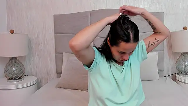 Naomii BDSM online show from February 20, 1:46 pm