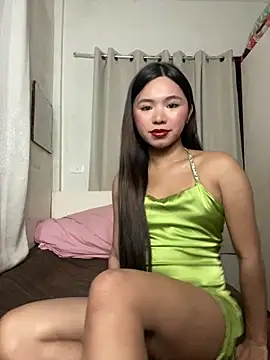 voganmarie online show from March 21, 11:15 am