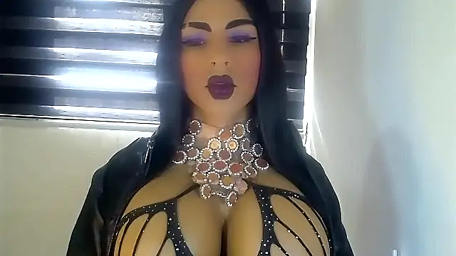 STEFANI MILLER online show from April 19, 12:50 pm