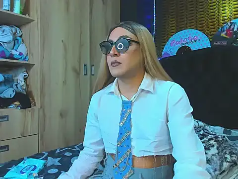 georgiina giio online show from April 6, 3:59 am