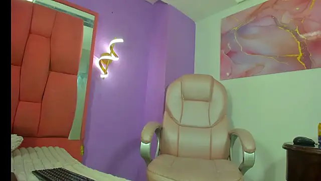 partyts online show from February 6, 11:54 pm