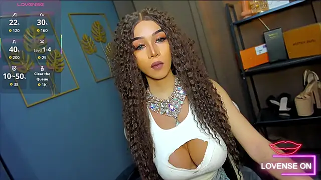 CelinaWintour online show from March 8, 5:05 pm