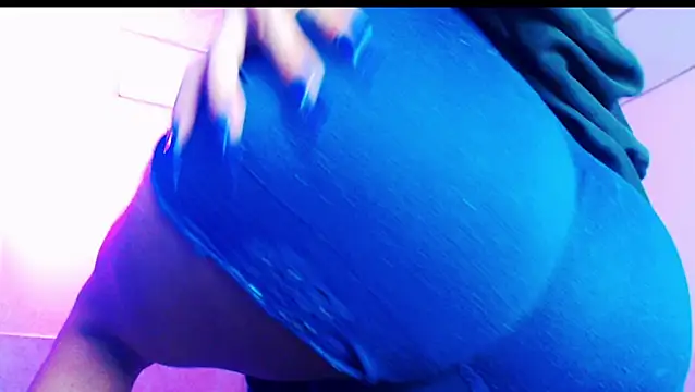 jazmin wolf online show from February 15, 12:37 pm