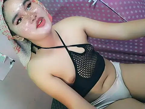 TASTE LIKECANDY online show from April 5, 8:56 am