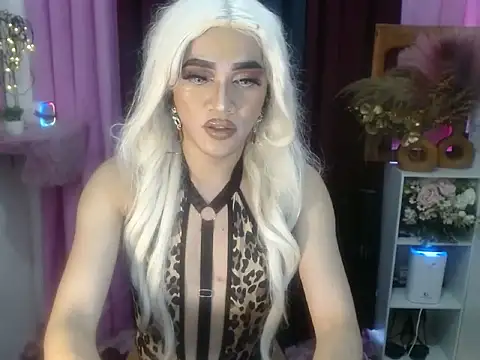 Kendalllust online show from February 7, 3:51 pm