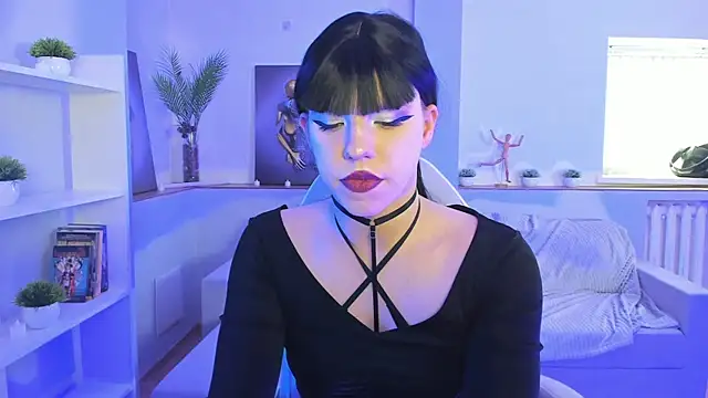 Madison dolly online show from April 4, 9:07 am