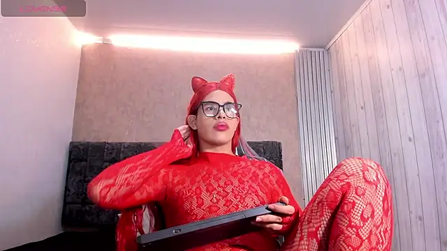 scarlettqueenx online show from February 6, 8:58 pm