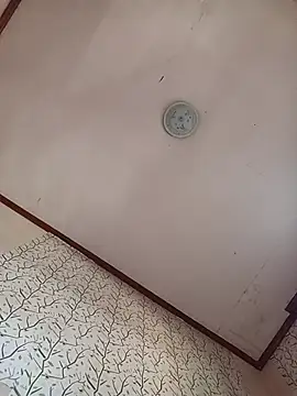 WildJennifercum online show from April 23, 12:51 am