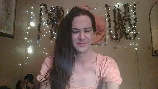 sillymillie4 online show from March 13, 3:45 am