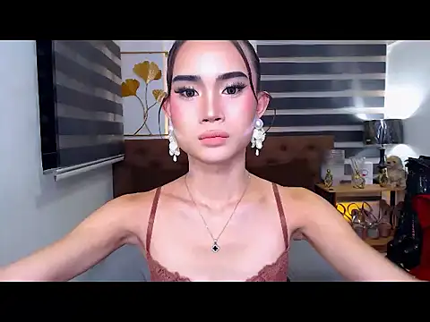 JuicyCockThea online show from July 29, 3:10 pm