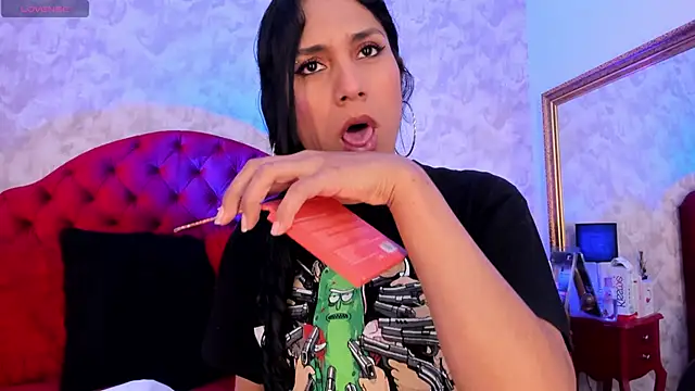 Isabell  26 online show from April 15, 4:56 pm