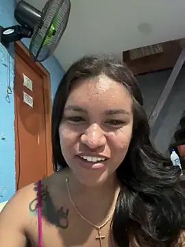 FranciaMoan online show from April 23, 3:58 pm