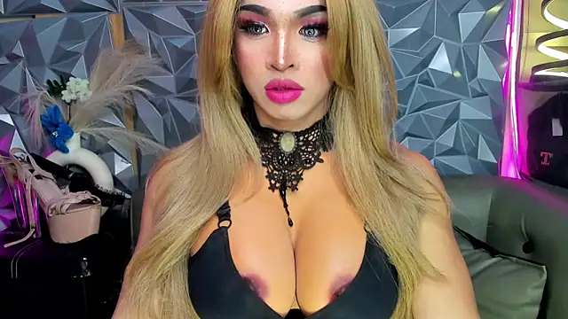 10inDominant Ayesha online show from February 25, 4:11 pm