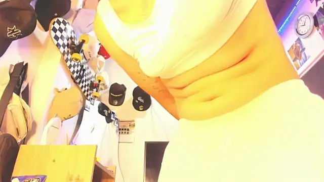 MIKEFONSE- online show from March 5, 9:42 pm