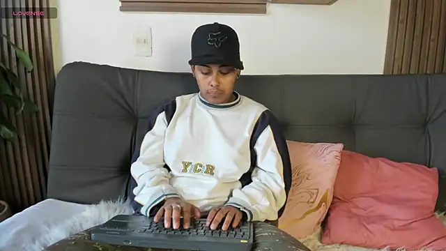 Noha  scott online show from March 19, 2:39 pm