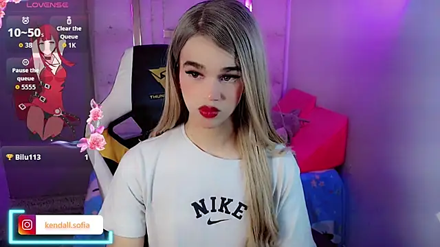 Sophiaa doll  online show from March 10, 4:27 am