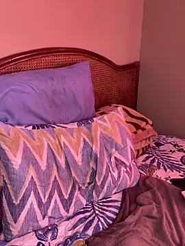 Kinky-Nicky04 online show from April 18, 8:05 am