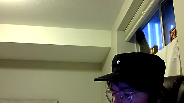 KinkyKittyBoy online show from July 4, 4:18 am