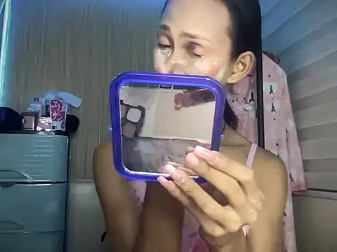 Sunkissed seductress online show from April 16, 8:20 pm