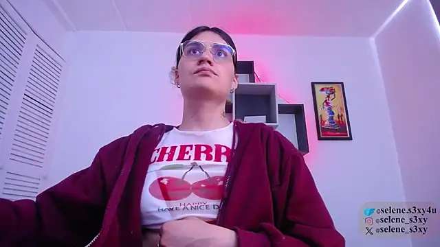 selene cutie online show from April 21, 5:08 pm