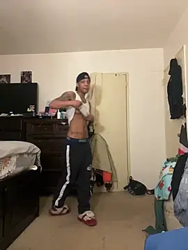 PHAT FTM KLIT87 online show from April 28, 1:04 pm