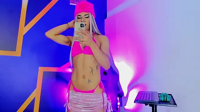 Melanny Brats online show from May 9, 3:58 am