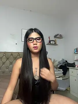 JassmineLove online show from May 2, 9:09 pm