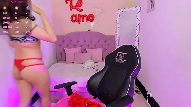 KATHERINE TAY online show from April 20, 7:04 pm