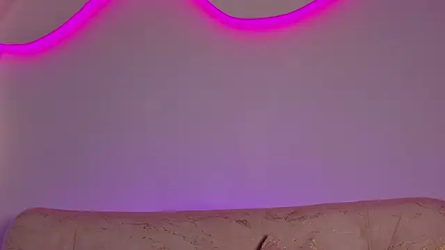 TSExotickFuck  online show from April 21, 8:15 pm