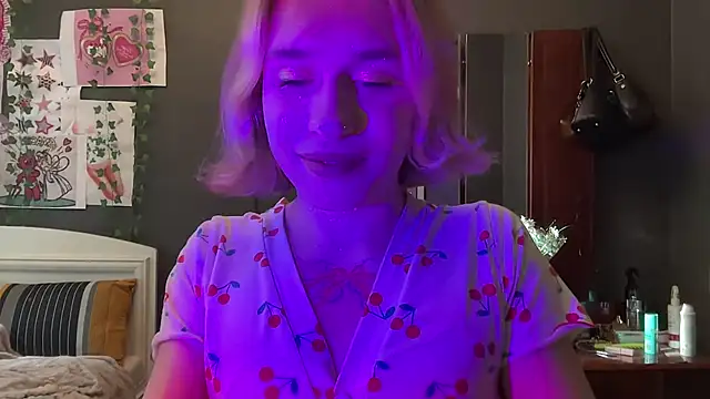 Miss Amy00 online show from June 21, 3:59 pm