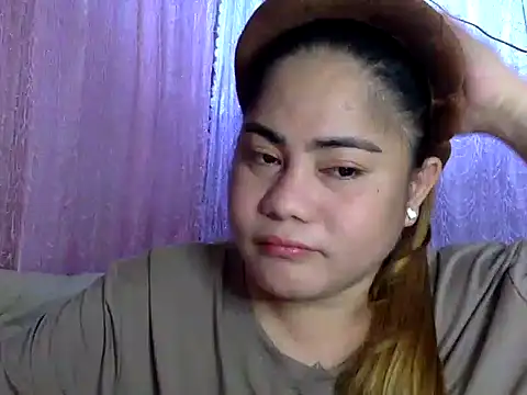 Lucy69-S online show from May 14, 1:59 am