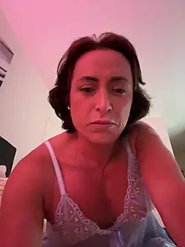 isabella latin34 online show from July 4, 7:25 am