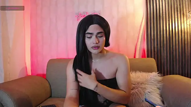 Ayleen Mitchell online show from August 6, 8:49 pm