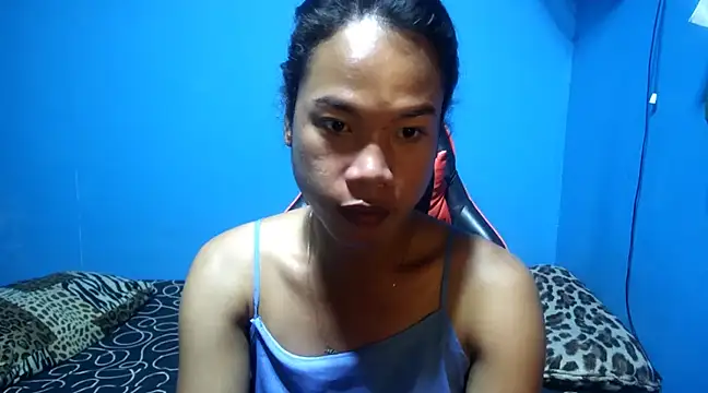 Snapshot of venustheg0ddess chatting on March 17, 9:52 pm venustheg0ddess online show from March 17, 9:52 pm